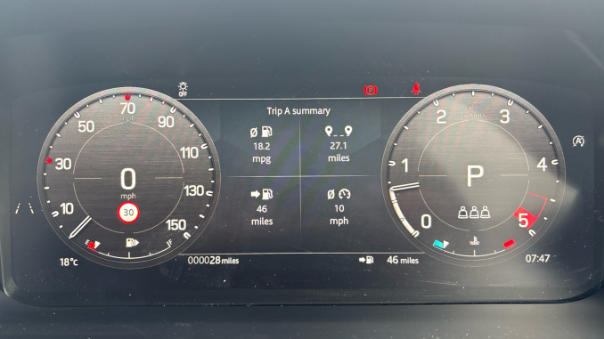 Land Rover Defender 3.0 D350 X-Dynamic HSE 90 3dr Auto Diesel Estate - Image 16